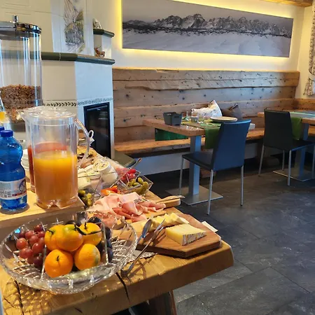 Al Sole Valcomelico Oda ve Kahvaltı 3*